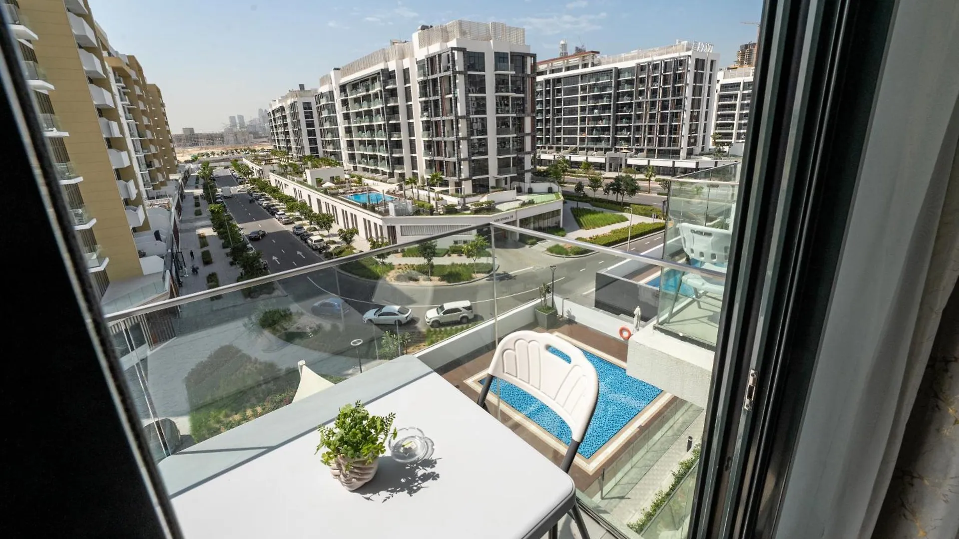 Unique Studio In Azizi Riviera,City & Pool View Dubai