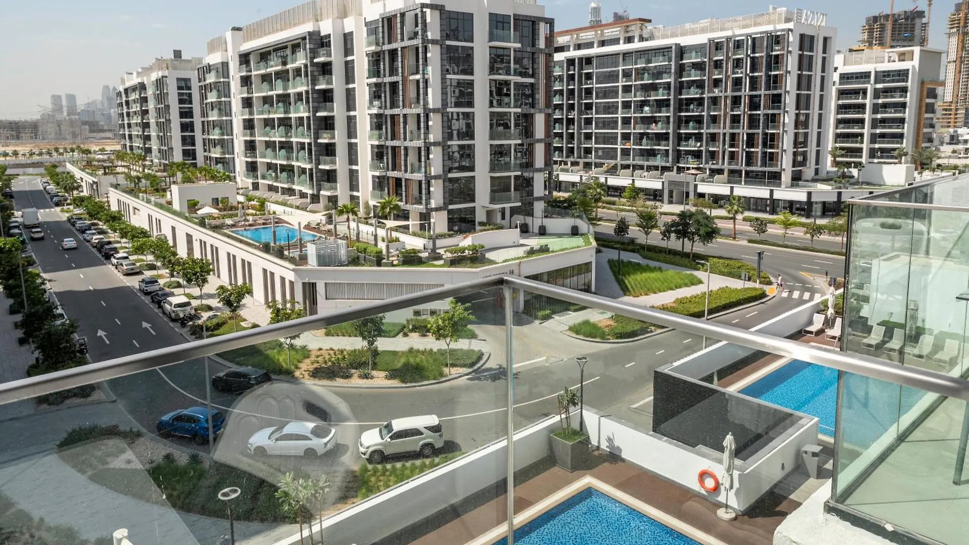 Unique Studio In Azizi Riviera,City & Pool View Dubai Apartment